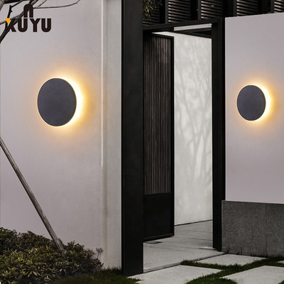 Koridor Villa Dairesel Dış Mekan Siyah Duvar Işıkları 8W İyi Isı Dağılımı